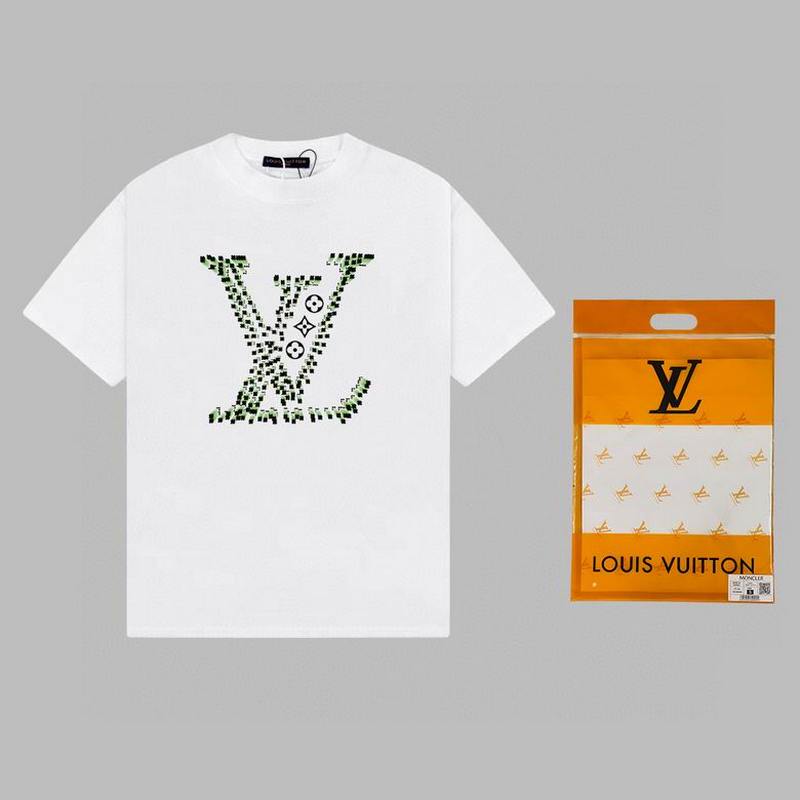 Louis Vuitton Men's T-shirts 845